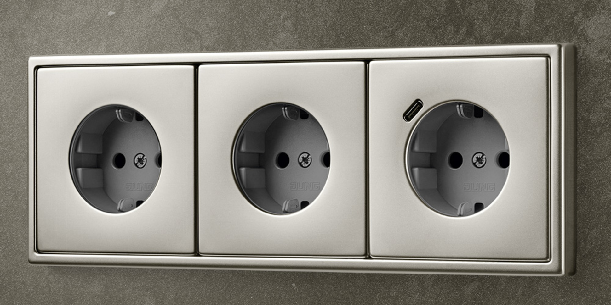 SCHUKO® Steckdosen mit USB bei Elektro Weis GmbH in Buchen-Hettingen