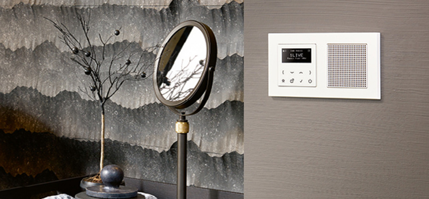 JUNG Smart Radio DAB+ bei Elektro Weis GmbH in Buchen-Hettingen
