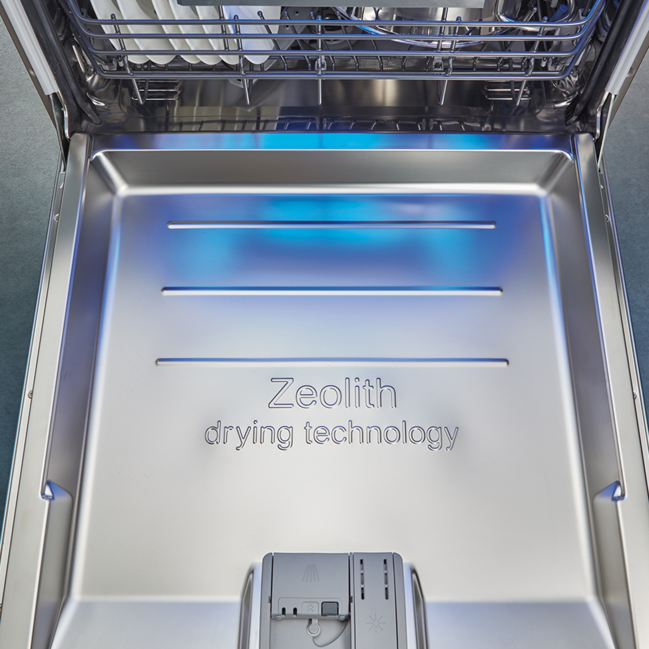 Zeolith Trocknen – Für glänzende Spülergebnisse bei Elektro Weis GmbH in Buchen-Hettingen