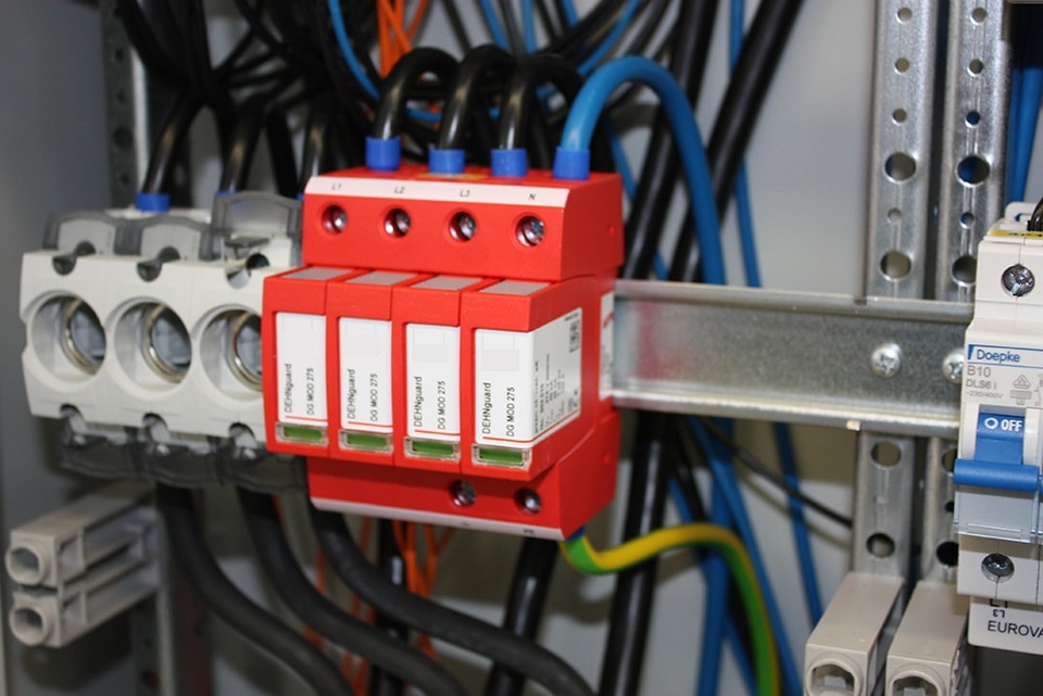 U berspannungsschutz bei Elektro Weis GmbH in Buchen-Hettingen